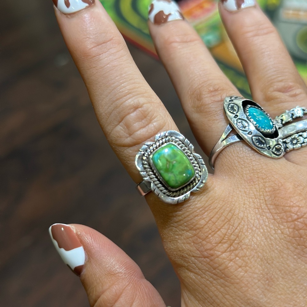 Sterling Silver Turquoise Ring (Size 7)